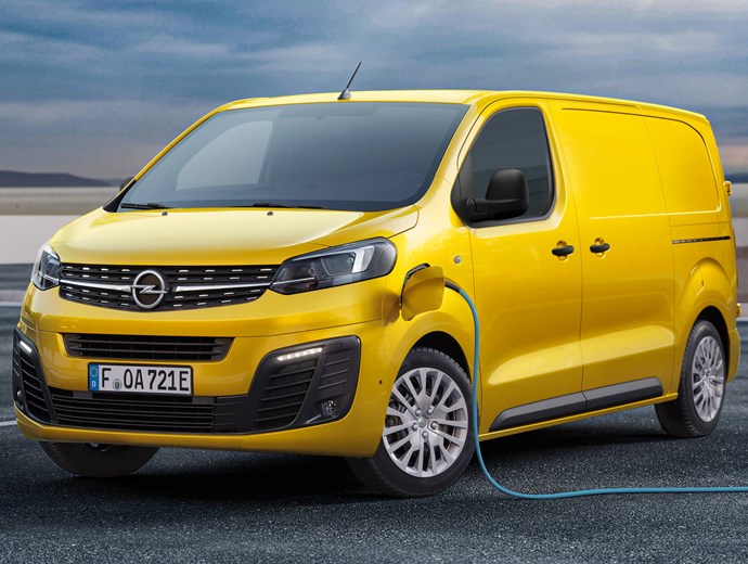 Opel Vivaro E Exterior Charging 21X9 Vi E21 E01 005