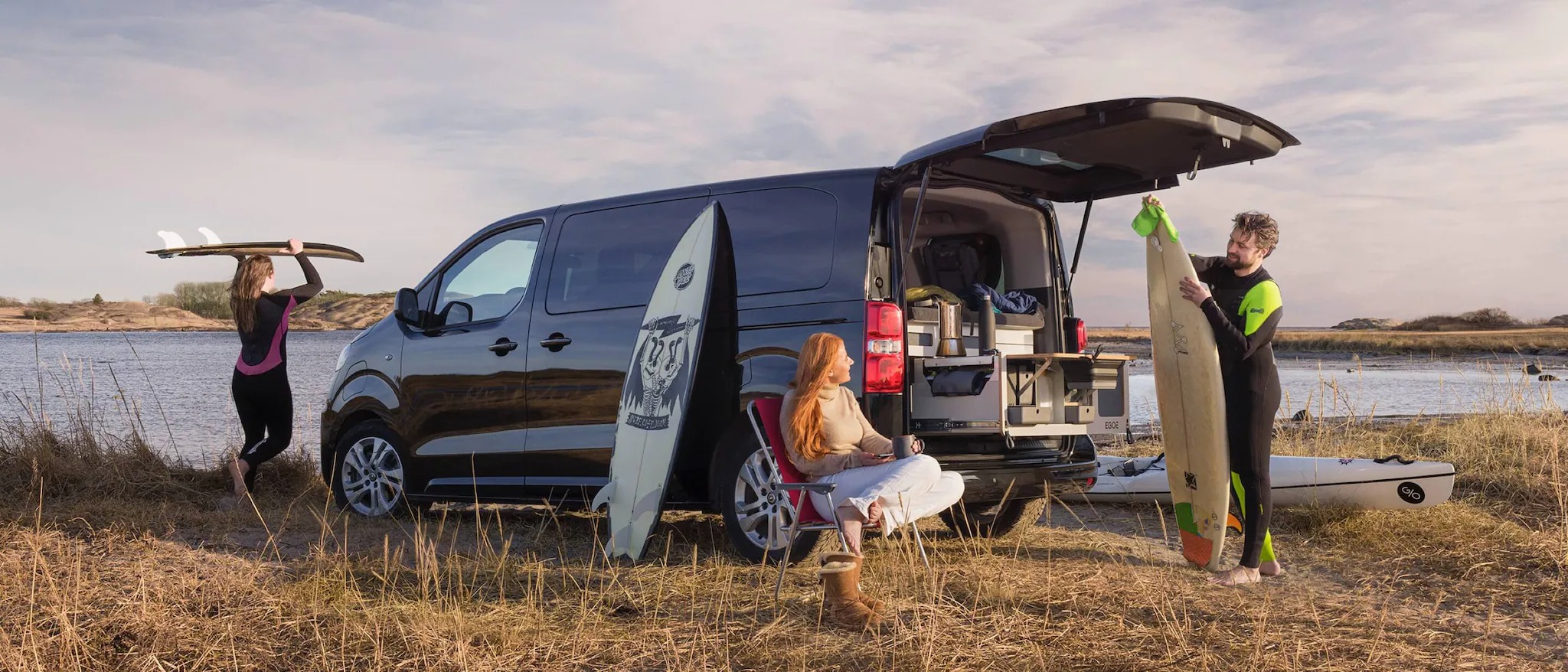 NO Opel Zafira E Life 21X9 2